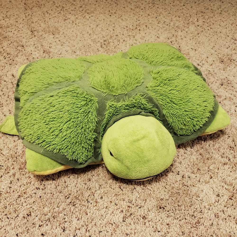 LIKE NEW Super Soft Turtle Pillow Pet